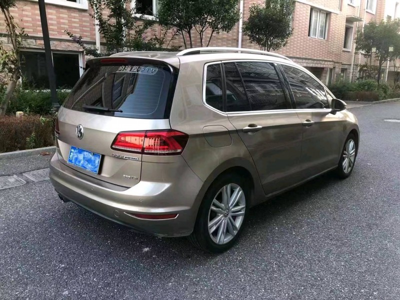 徐州17年大众高尔夫8