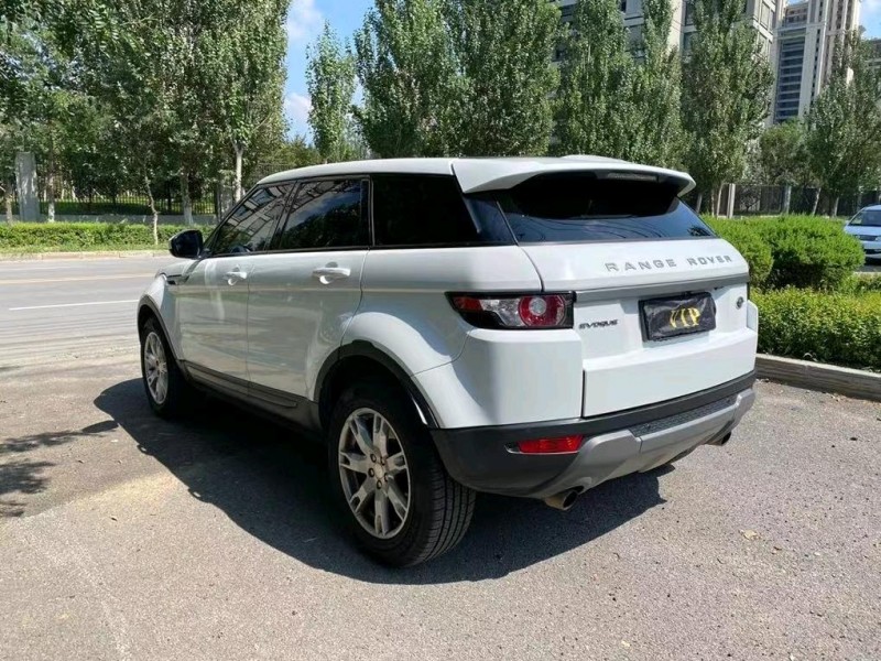 沈阳14年路虎极光9