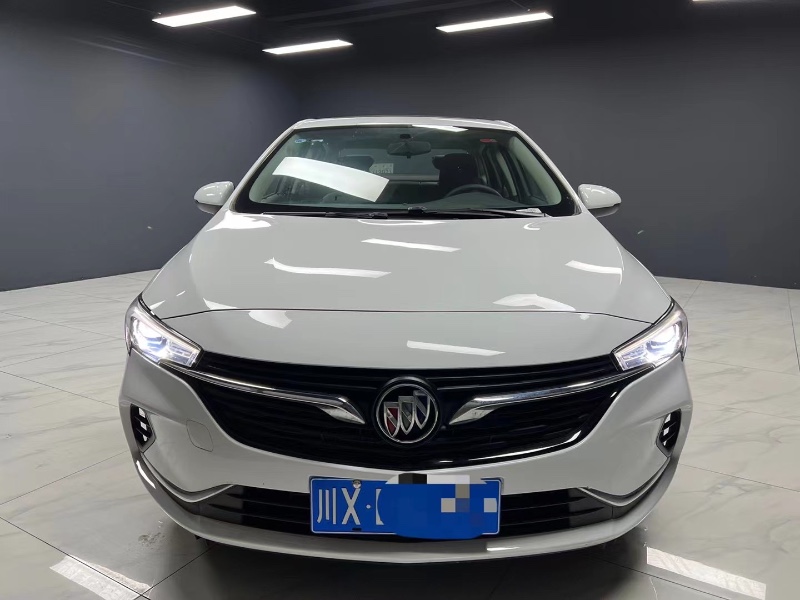 成都22年别克威朗1