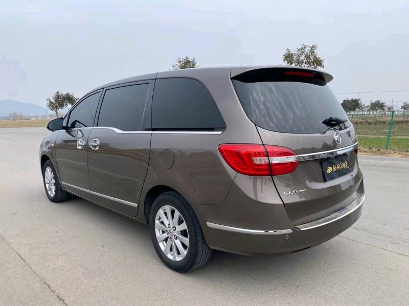 徐州19年别克GL86