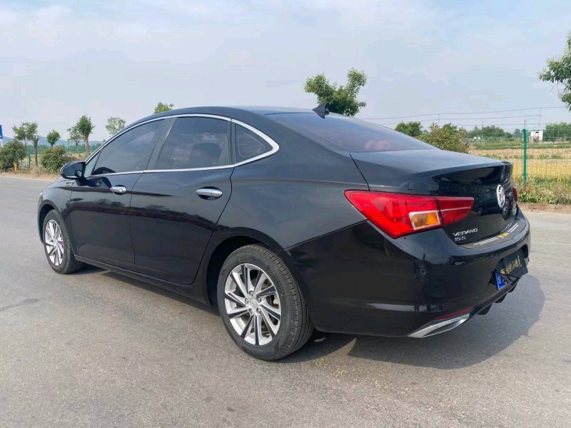 徐州17年别克威朗5