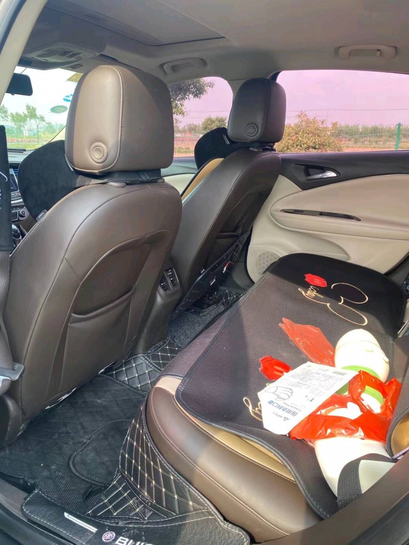 徐州17年别克威朗7