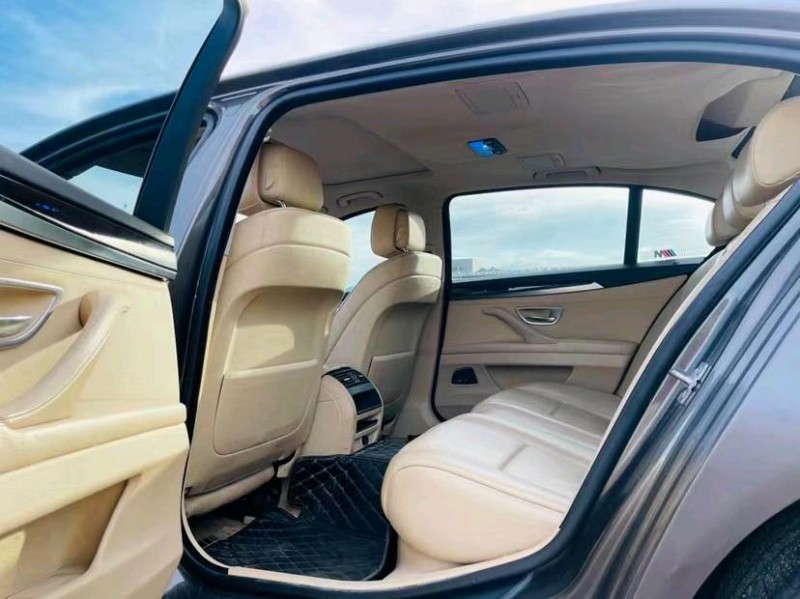 东莞13年宝马5系4