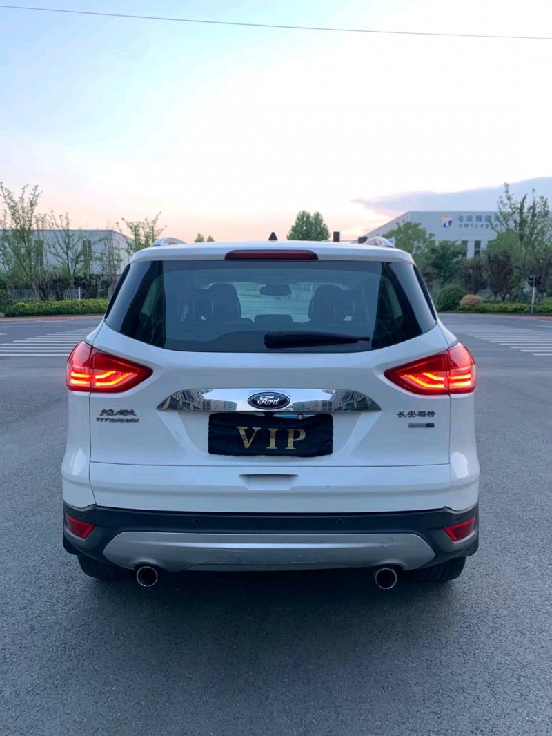 徐州14年福特翼虎9