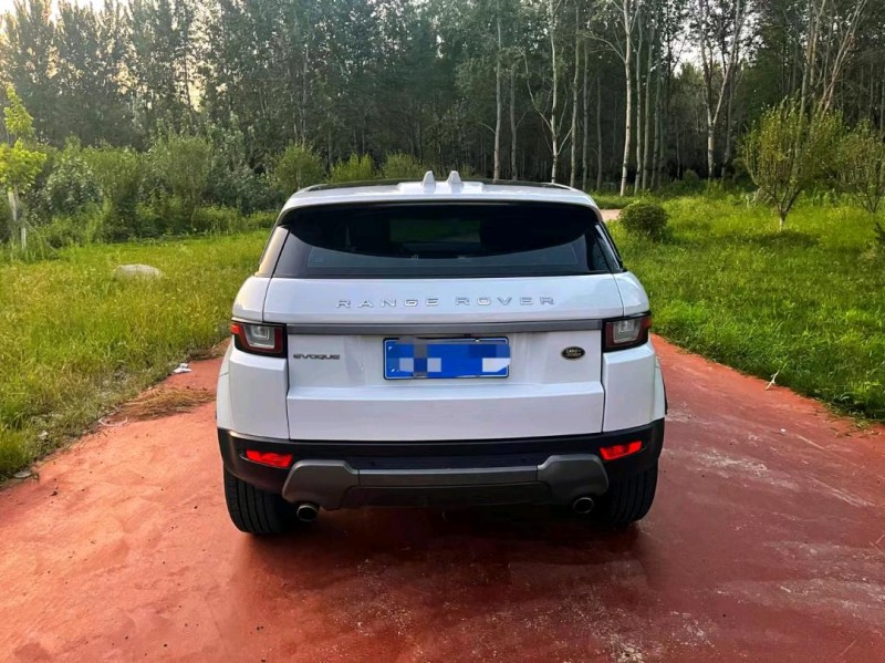 潍坊17年路虎极光9