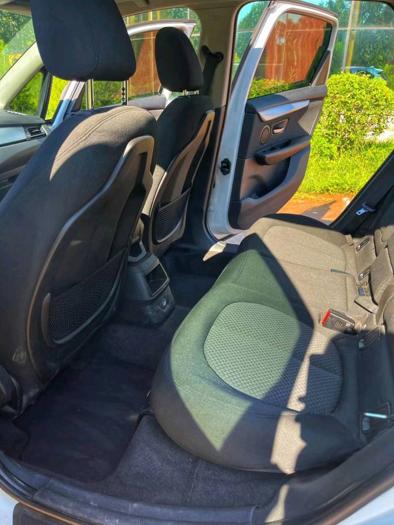 潍坊17年宝马2系5