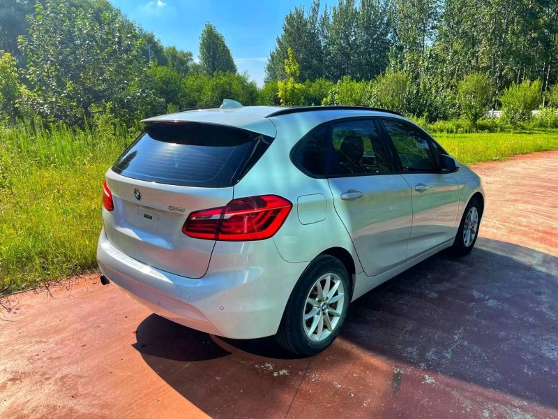 潍坊17年宝马2系7