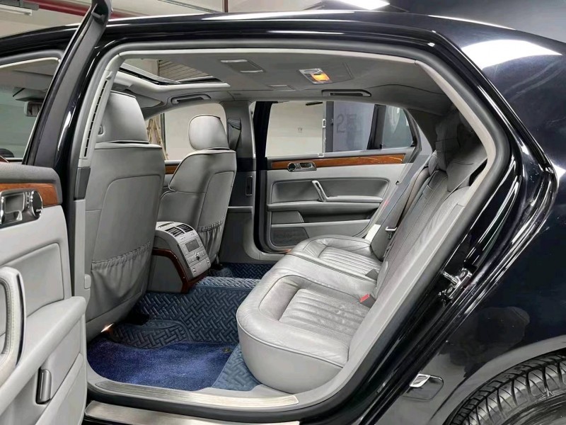 成都12年大众辉腾6