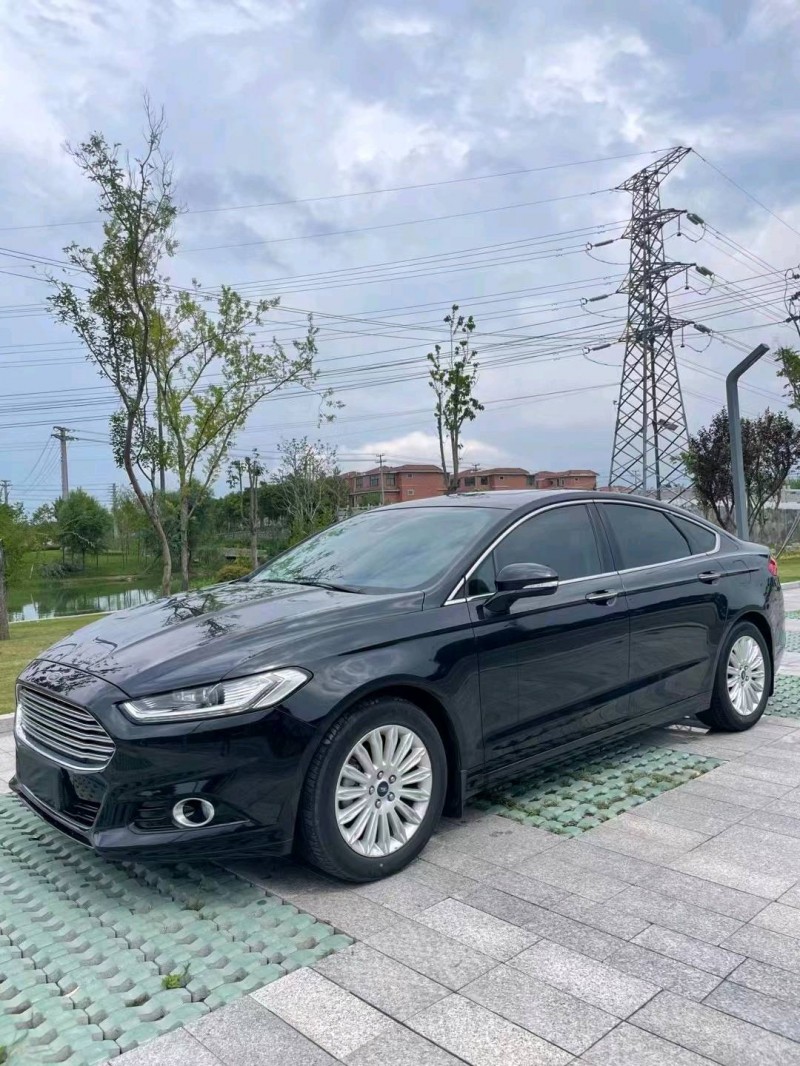 徐州17年福特蒙迪欧3