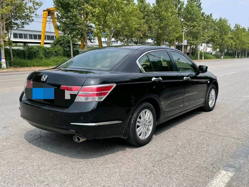 保定13年本田雅阁4