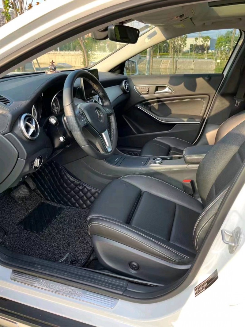 徐州16年奔驰GLA7