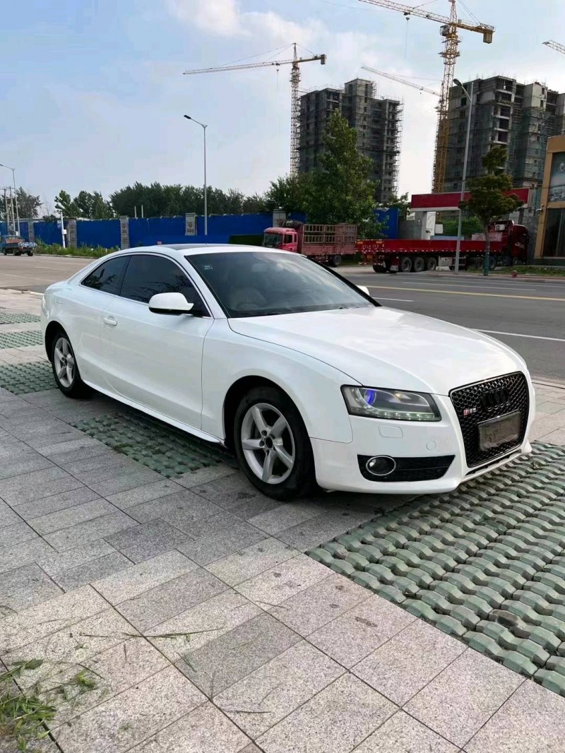 徐州12年奥迪A52