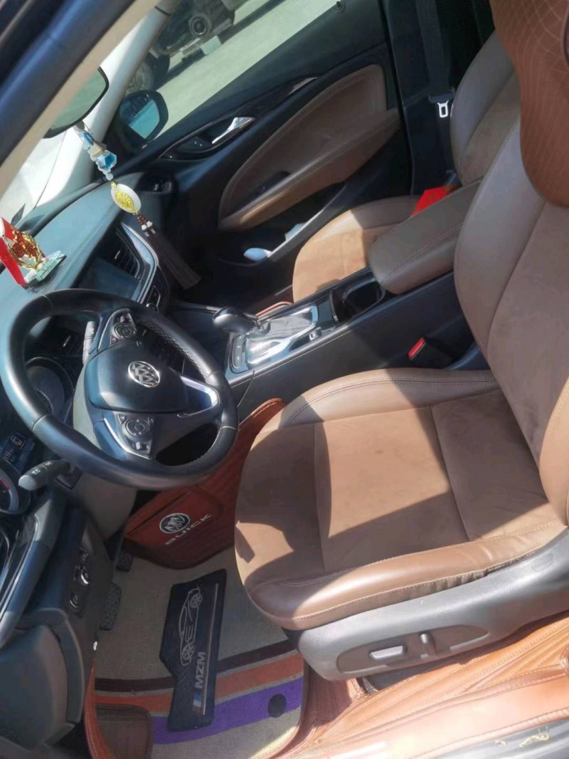 宜春19年别克君威7