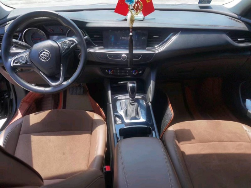 宜春19年别克君威9