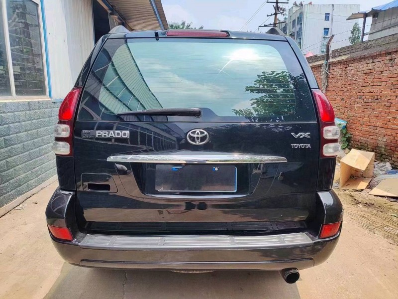 北京10年丰田普拉多3