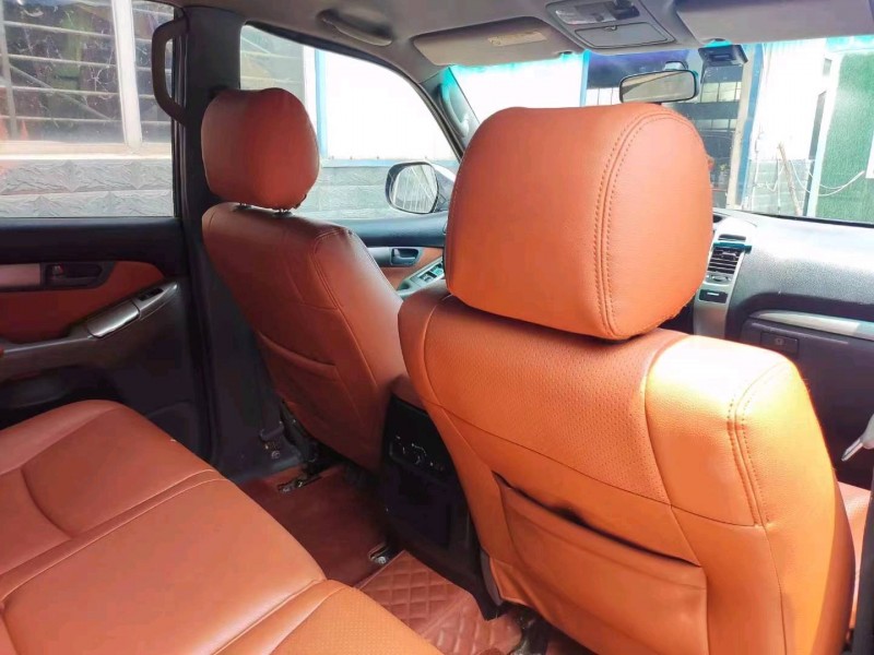 北京10年丰田普拉多5