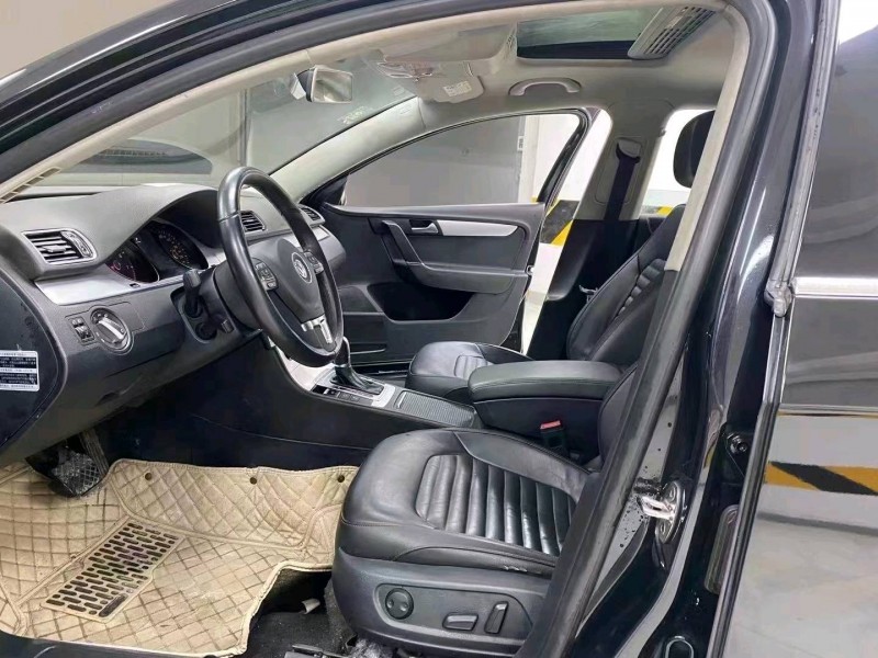 成都17年大众迈腾4