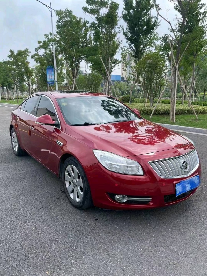 徐州12年别克君威2