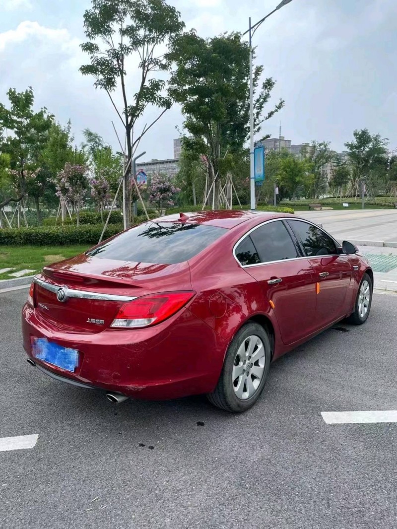 徐州12年别克君威4