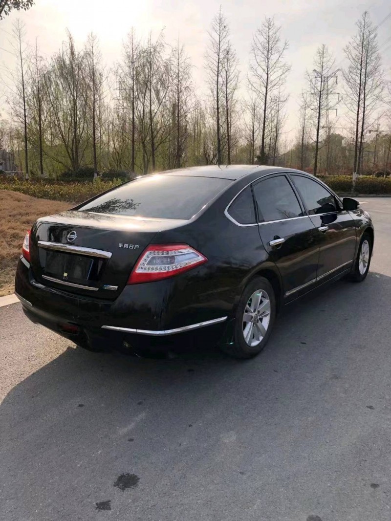 徐州12年日产天籁8