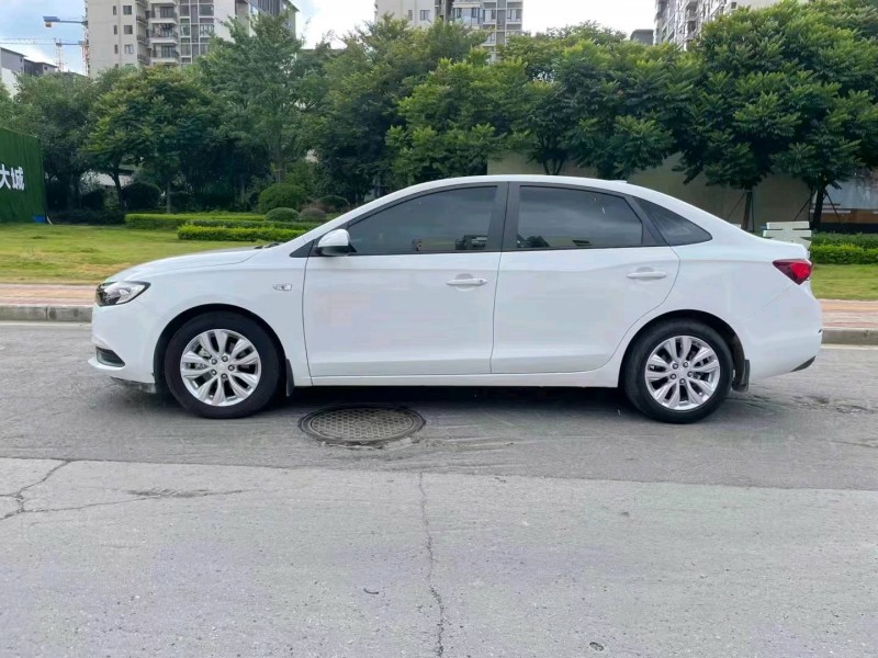 梧州20年别克英朗4