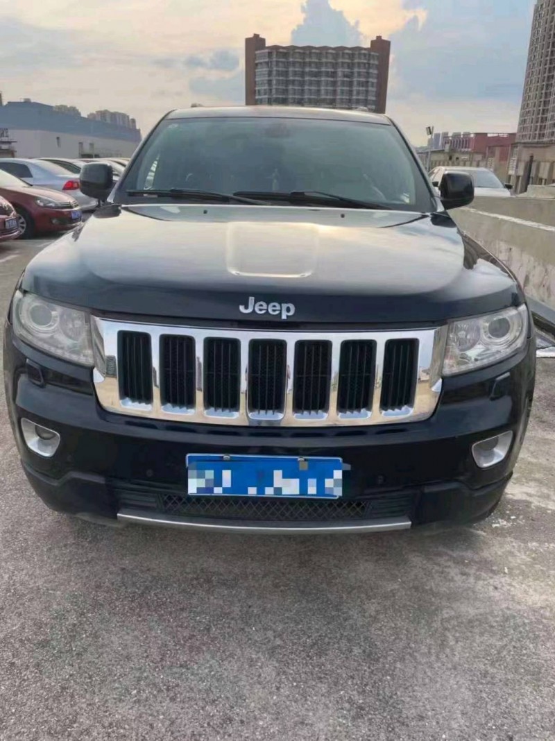 宜春12年Jeep大切諾基1