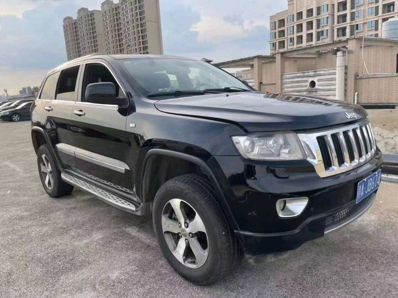 宜春12年Jeep大切諾基2