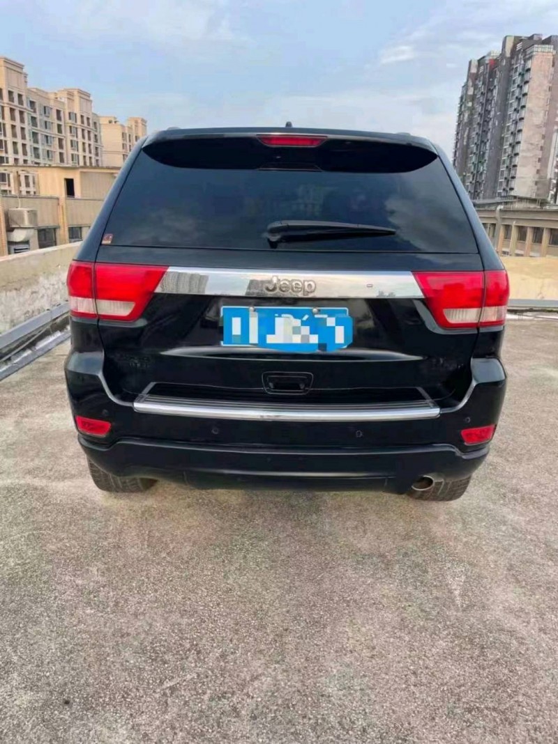 宜春12年Jeep大切諾基4