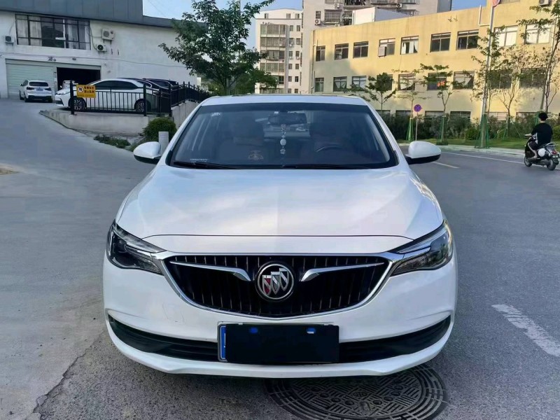 广州19年别克英朗9