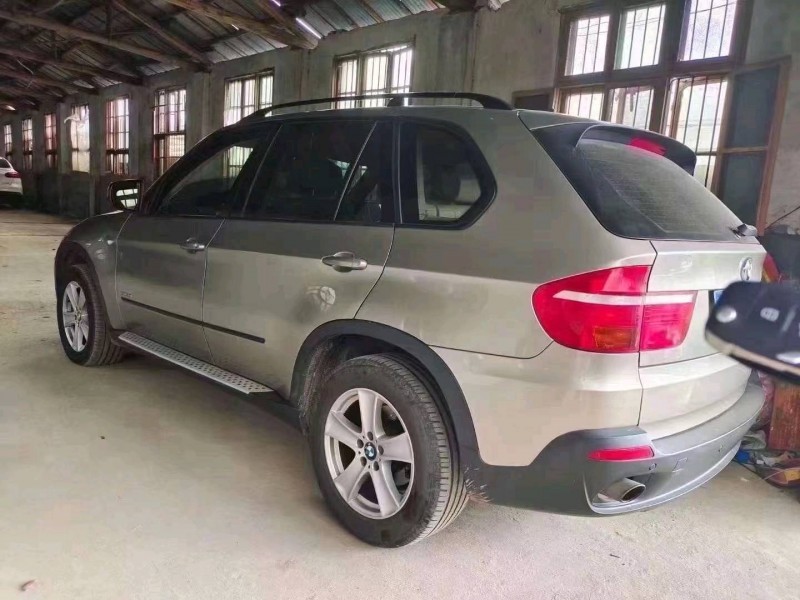 邵阳10年宝马X53
