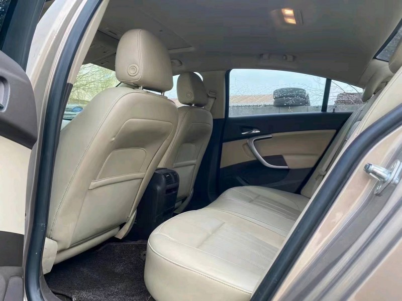 北京17年别克君威4