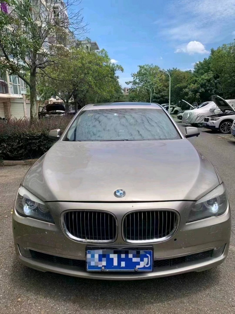 北京12年宝马7系1