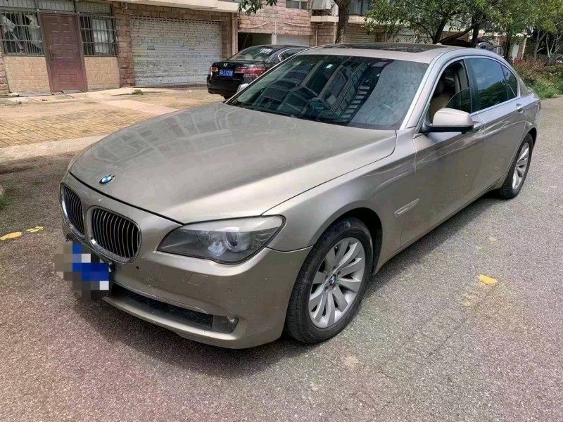 北京12年宝马7系3