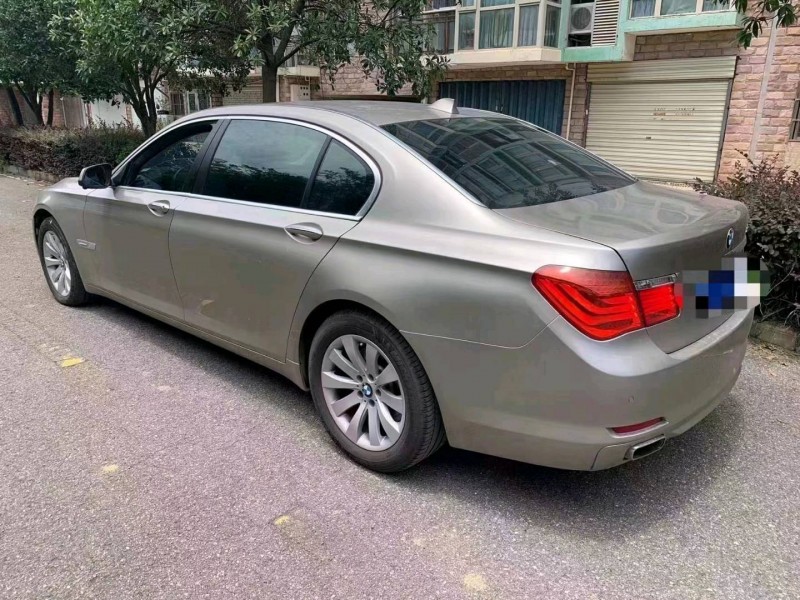 北京12年宝马7系4