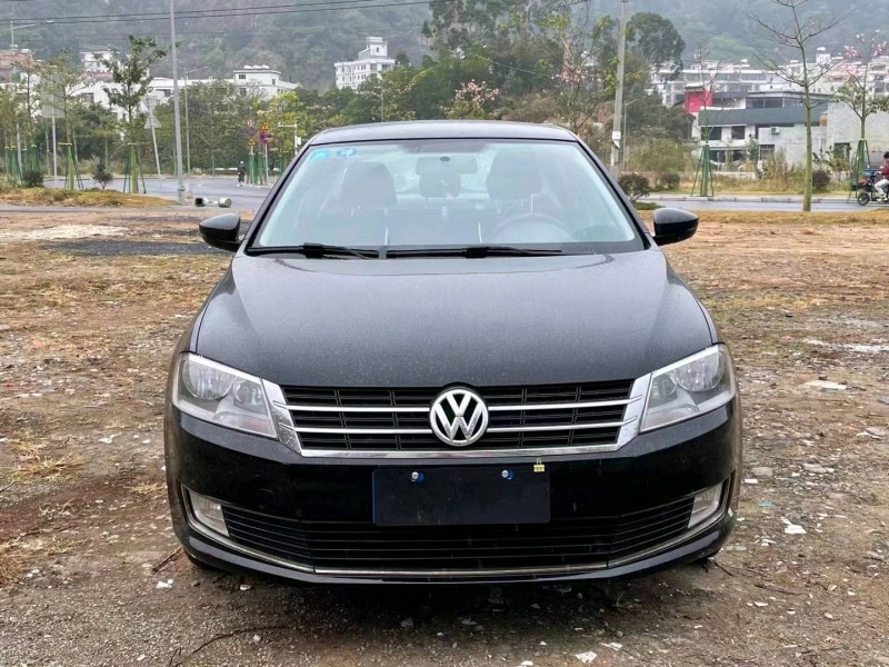 广州16年大众朗逸1