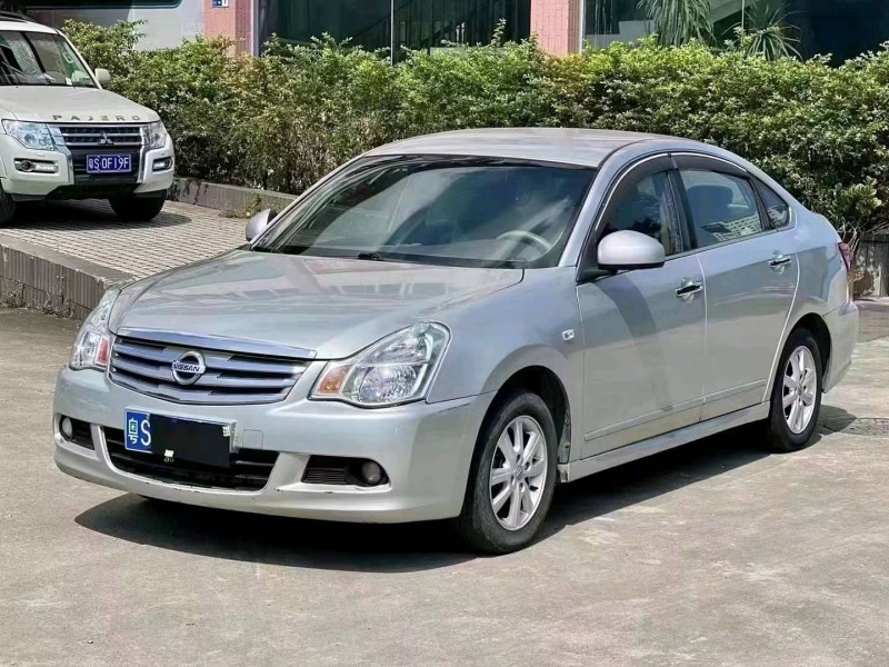 佛山16年日产轩逸3