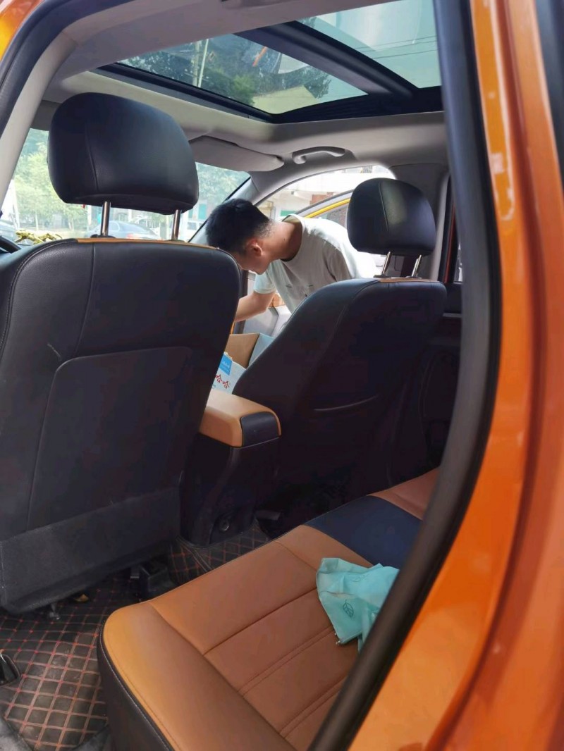 济宁17年北汽威旺S504