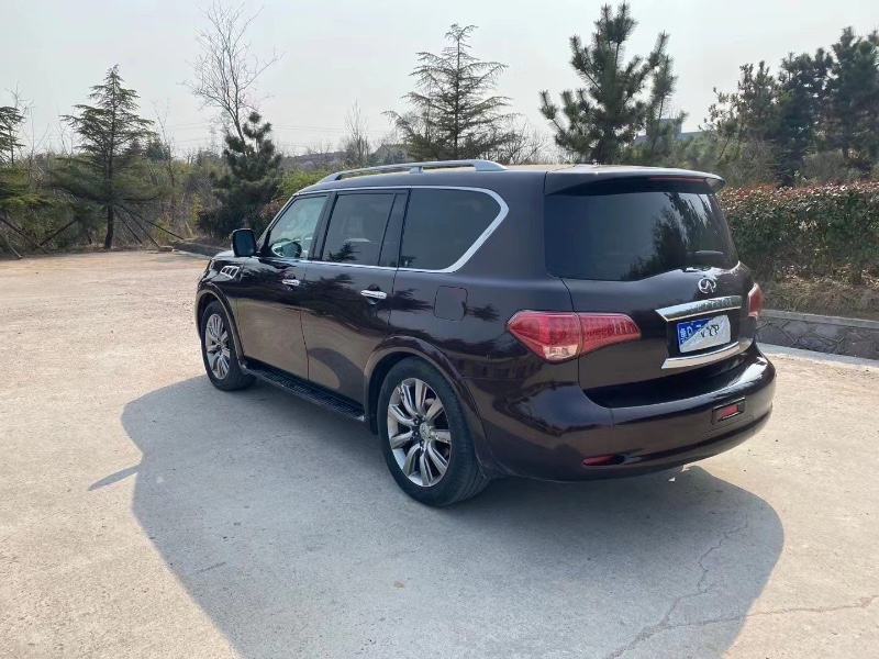 青島11年英菲尼迪QX562
