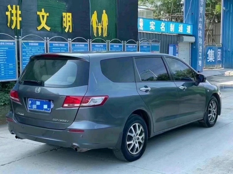 东营09年本田奥德赛4