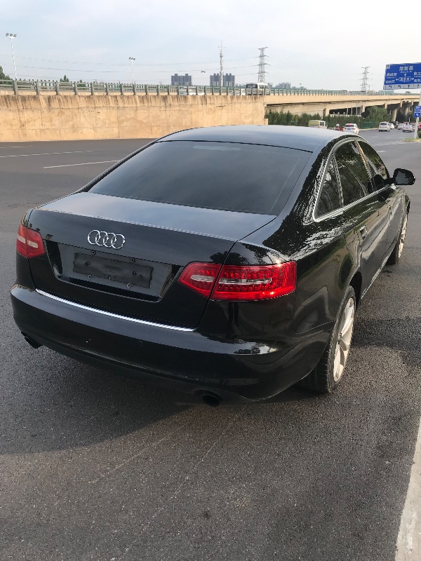 鄭州11年奧迪A6L5