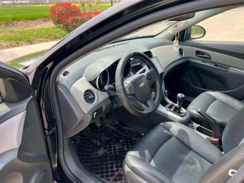 盐城13年雪佛兰科鲁兹6