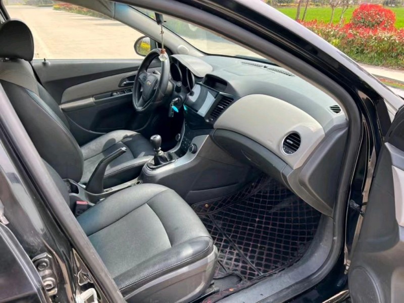 盐城13年雪佛兰科鲁兹9