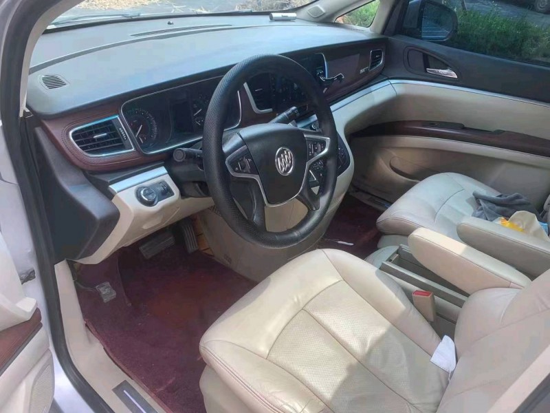 东营14年别克GL86