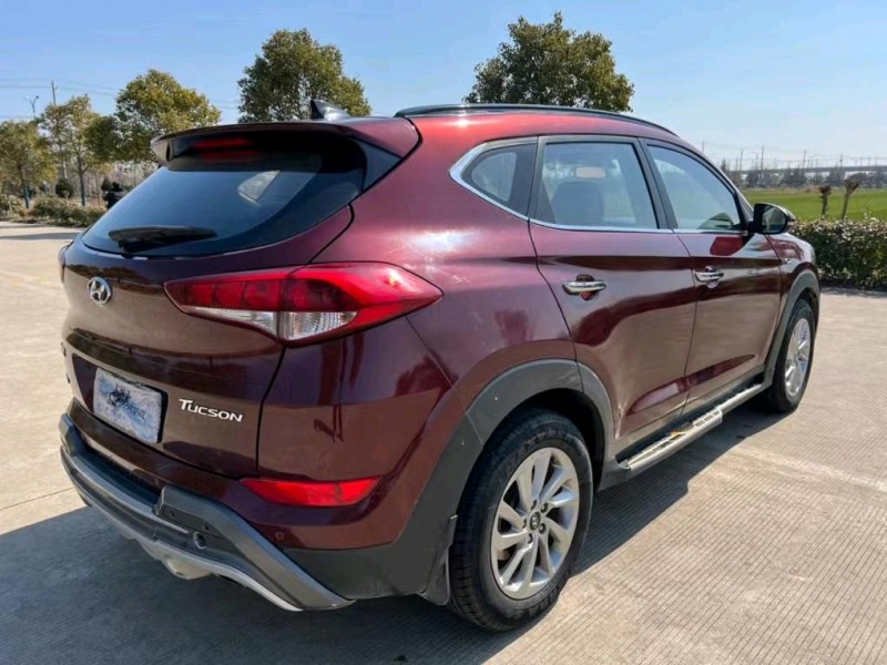 盐城16年现代途胜5