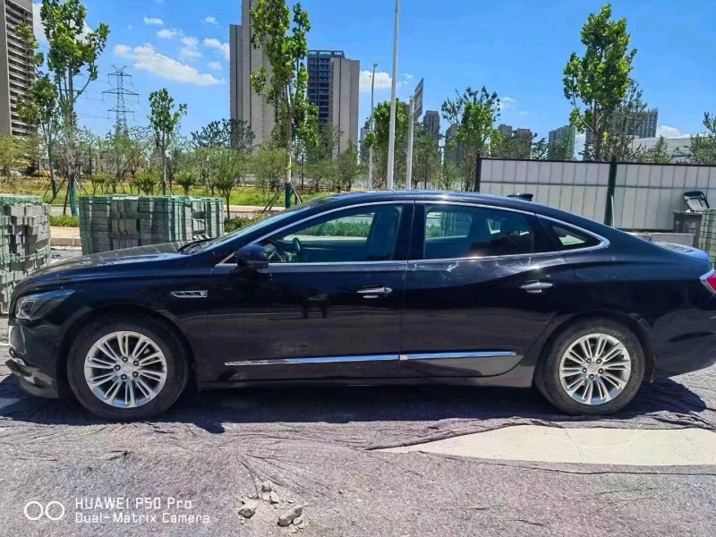 北京18年别克君越6