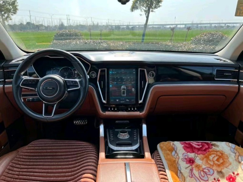 盐城17年众泰T7008