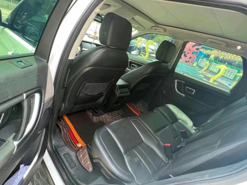 武汉17年路虎发现神行5