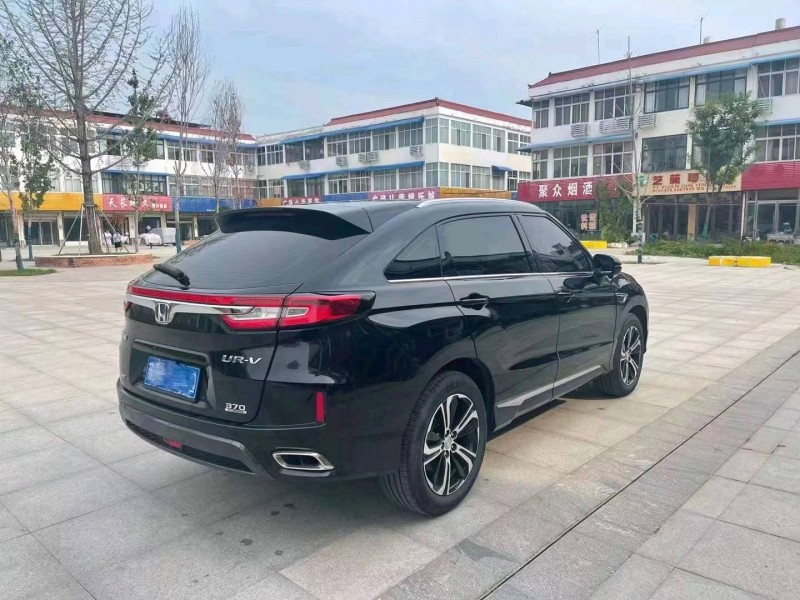 苏州18年本田URV8