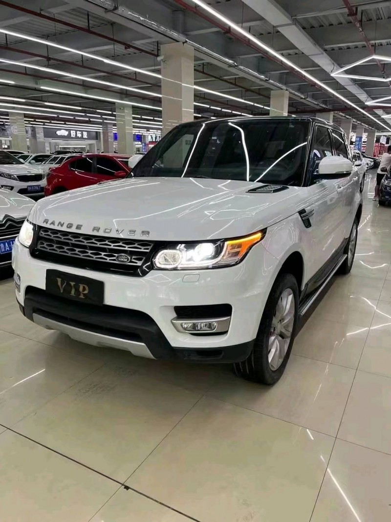 东营17年路虎揽胜运动3