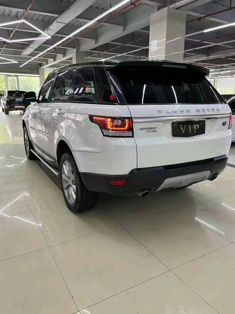 东营17年路虎揽胜运动5